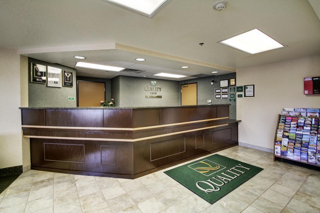 Quality Inn Junction City Near Fort Riley Exteriér fotografie