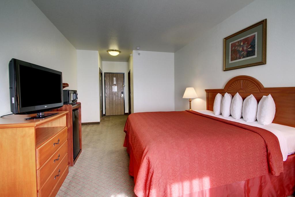 Quality Inn Junction City Near Fort Riley Exteriér fotografie