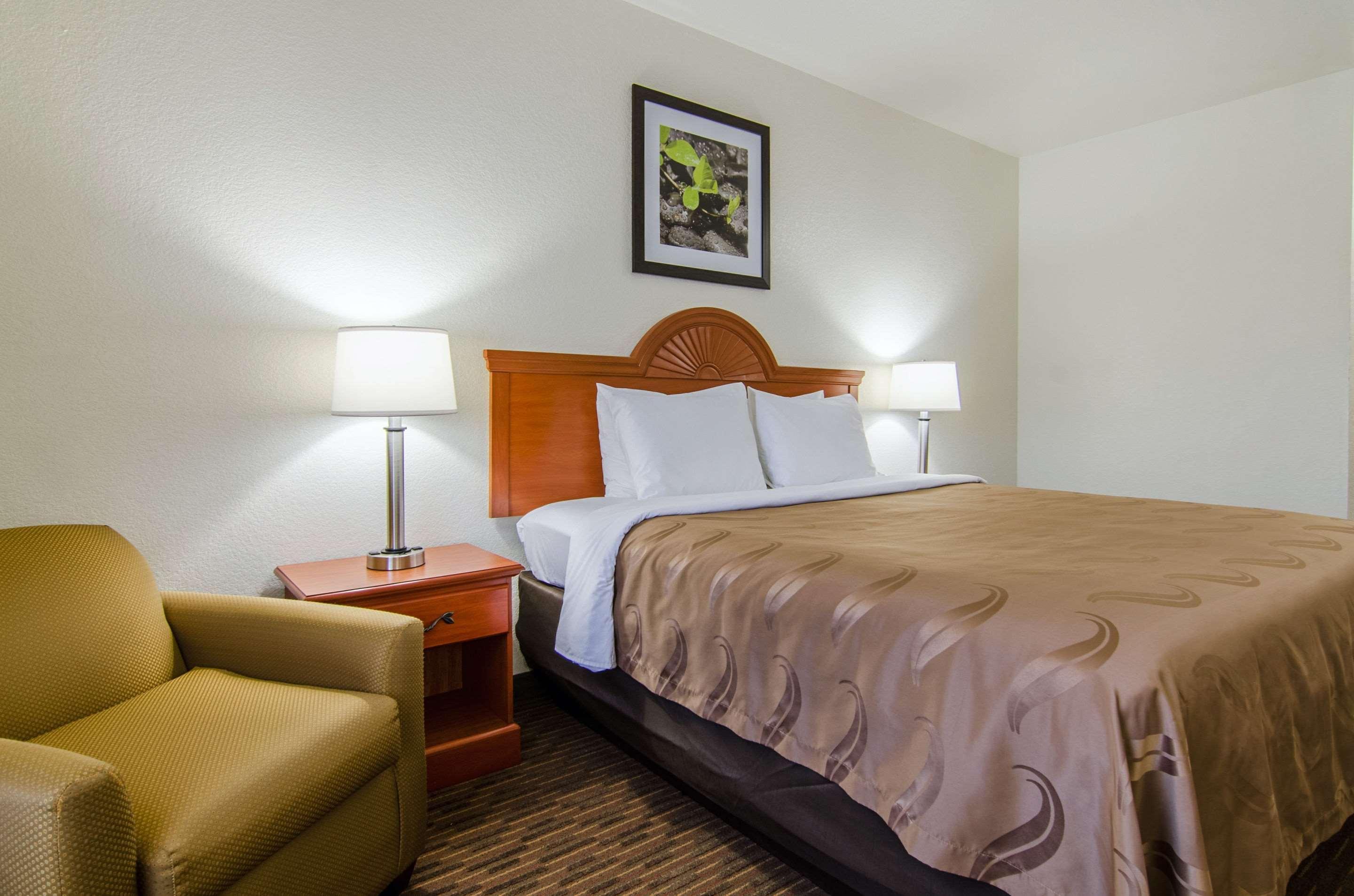 Quality Inn Junction City Near Fort Riley Exteriér fotografie
