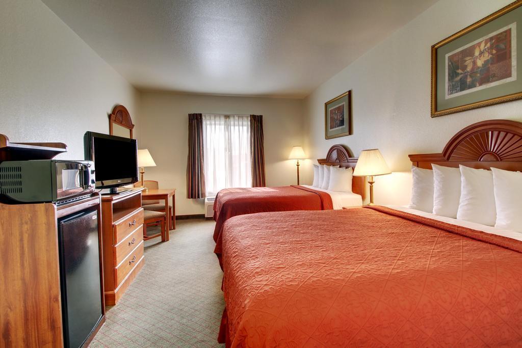 Quality Inn Junction City Near Fort Riley Exteriér fotografie