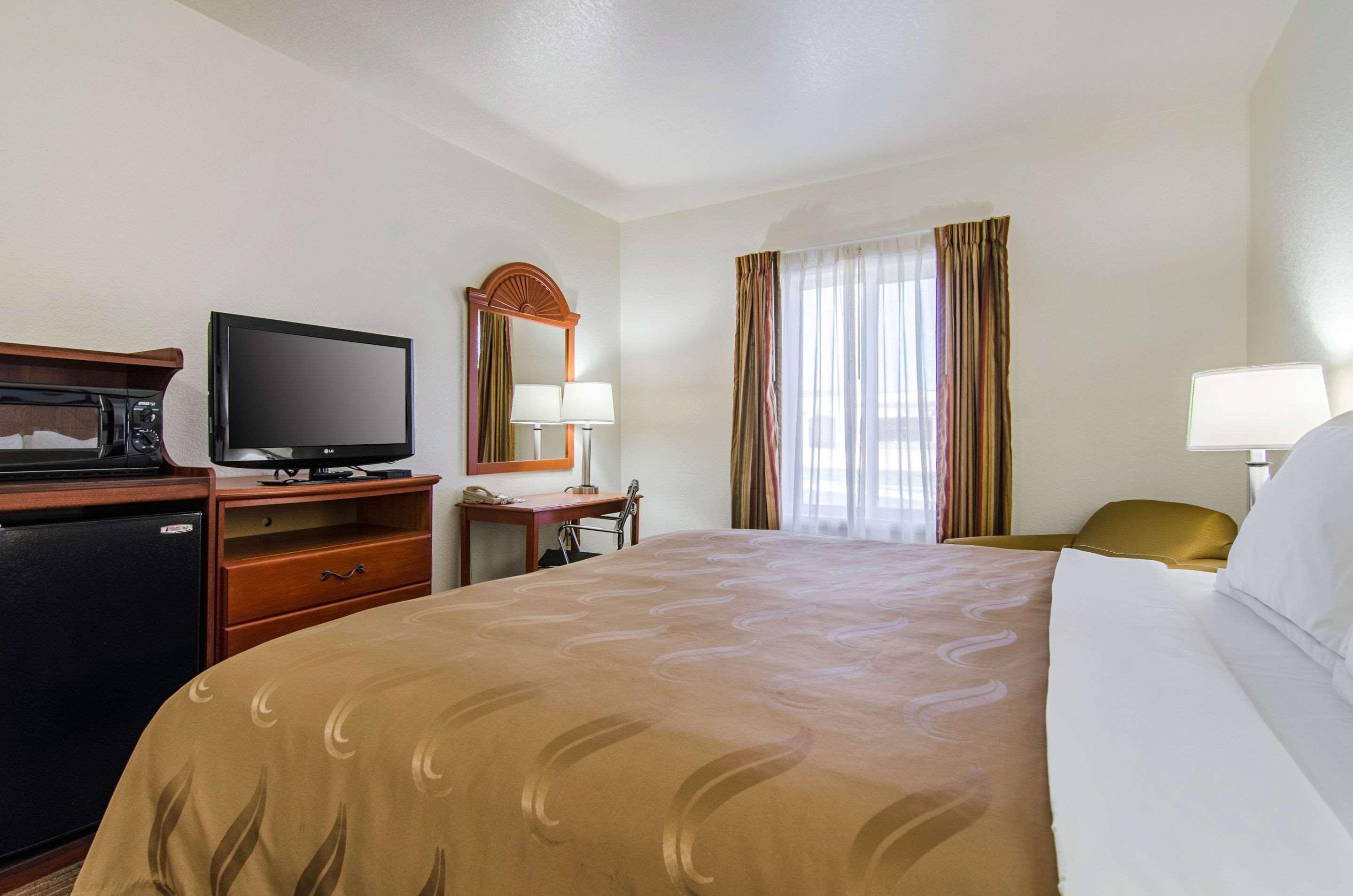 Quality Inn Junction City Near Fort Riley Exteriér fotografie