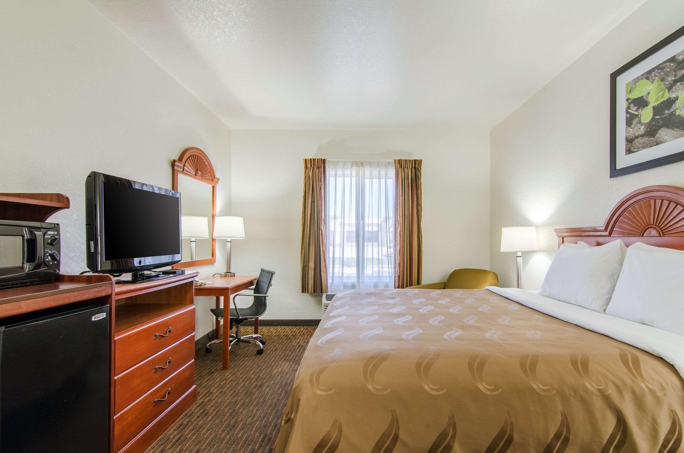 Quality Inn Junction City Near Fort Riley Exteriér fotografie