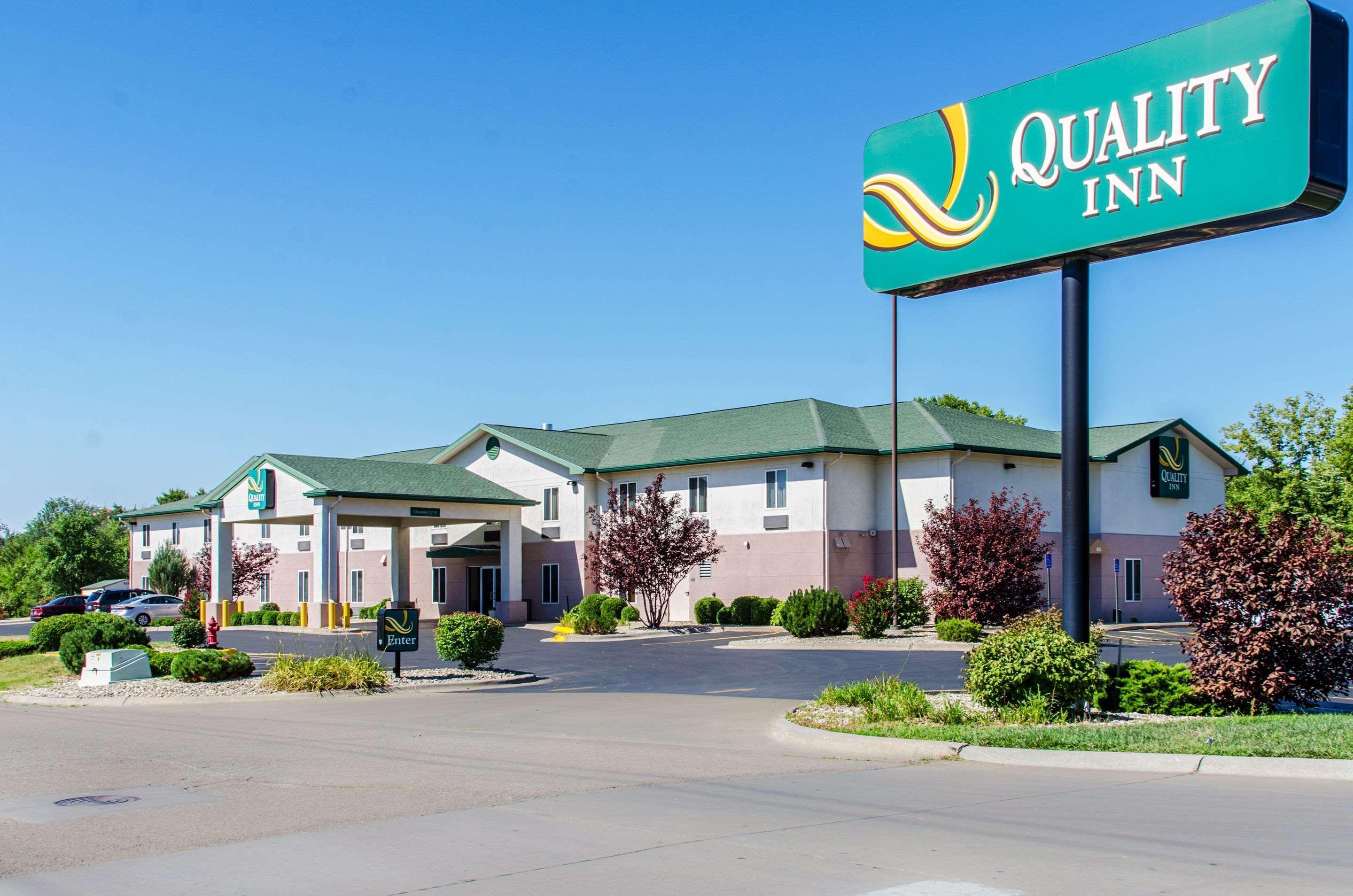 Quality Inn Junction City Near Fort Riley Exteriér fotografie
